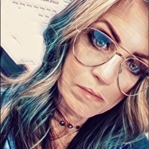 Meet your Posher, Robyn